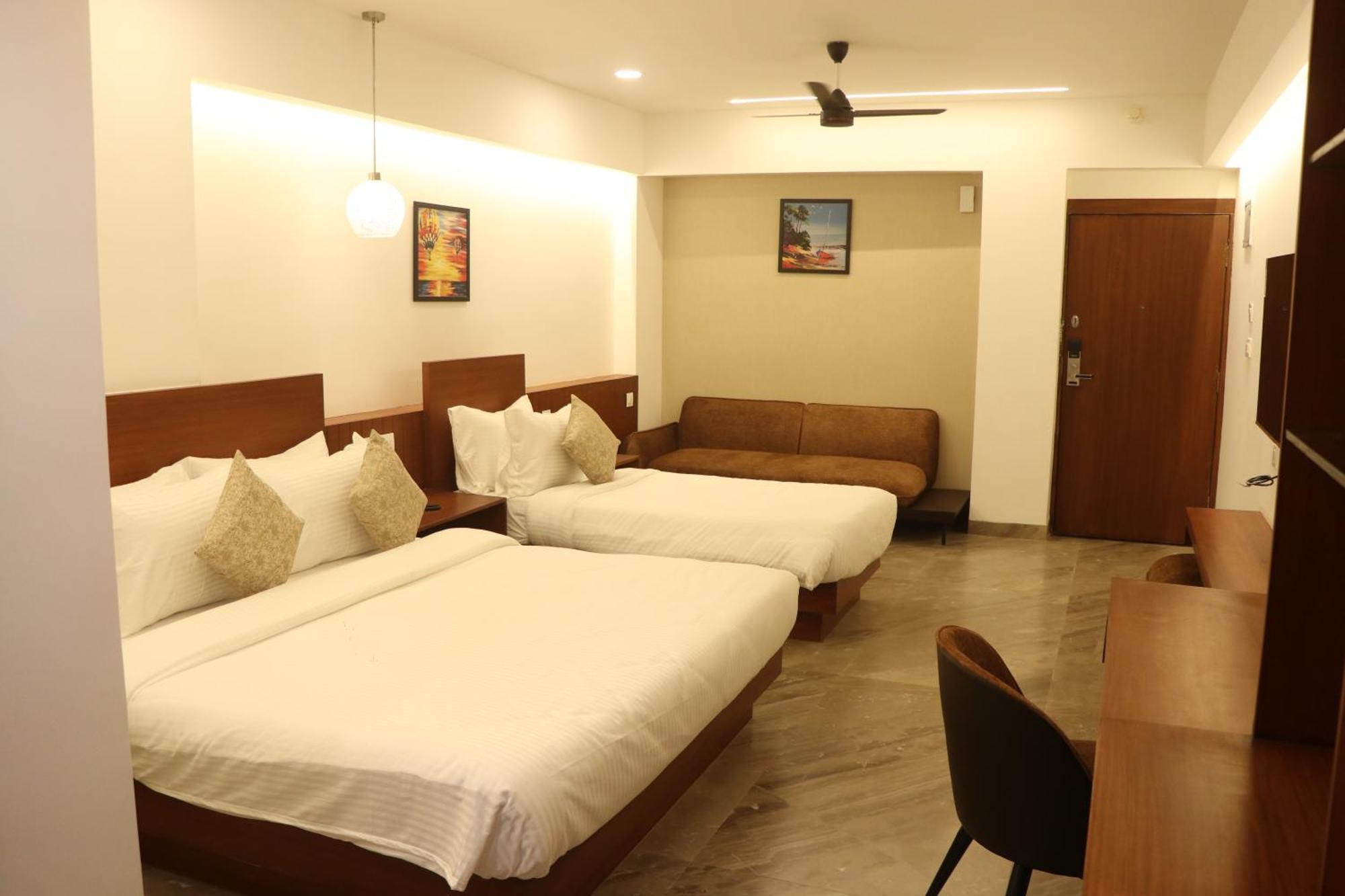 Hotel Kadamb Tree Jabalpur Exterior photo